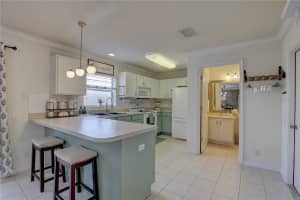 13150 THOROUGHBRED LOOP, LARGO, FL 33773 Sold 05/07/25