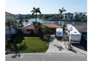 187 175th Terrace Dr E, REDINGTON SHORES