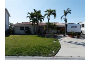 187 175TH TERRACE DRIVE, REDINGTON SHORES, FL 33708 - MLS#MFRTB8366921