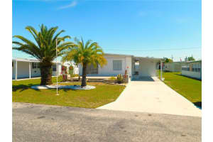 5244 Betty St, ZEPHYRHILLS