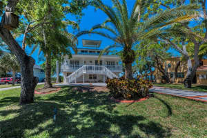 610 SHORE DRIVE, OLDSMAR, FL 34677 Sold 04/30/25