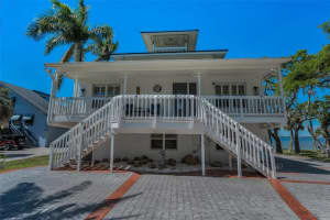 610 SHORE DRIVE, OLDSMAR, FL 34677 Sold 04/30/25