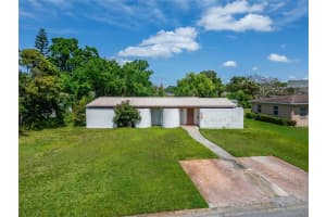 4805 MENDENHALL DRIVE, TAMPA, FL 33603 Sold 05/23/25