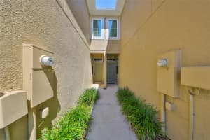 2138 BROADWAY VIEW AVENUE, BRANDON, FL 33510 - MLS#MFRTB8367202