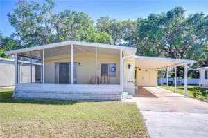 34834 Carl Ave, ZEPHYRHILLS