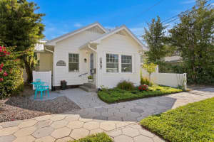 1617 OAK STREET, ST PETERSBURG, FL 33704 - MLS#MFRTB8367245