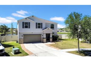 10612 Strawberry Tetra Dr, RIVERVIEW