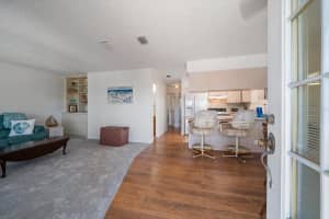 800 GULF BOULEVARD, INDIAN ROCKS BEACH, FL 33785 Sold 06/02/25