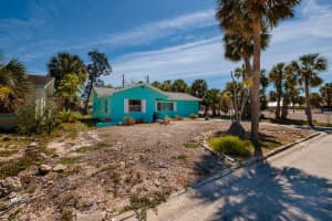340 83RD AVENUE, ST PETE BEACH, FL 33706 Sold 07/09/25