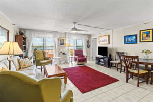 7430 SUNSHINE SKYWAY LANE, ST PETERSBURG, FL 33711 - MLS#MFRTB8367543