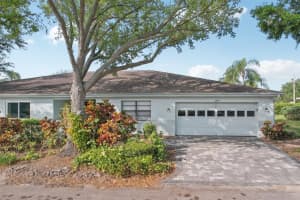 2529 Lancaster Dr, SUN CITY CENTER