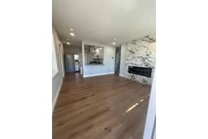 3241 WILLIAMSBURG STREET, SARASOTA, FL 34231 Sold 08/13/25