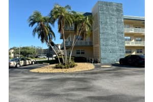 5750 80TH STREET, ST PETERSBURG, FL 33709 Sold 08/21/25