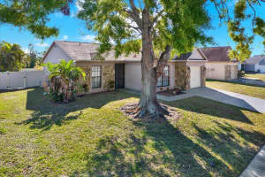 5650 25TH STREET CIRCLE, BRADENTON, FL 34203 Sold 06/12/25