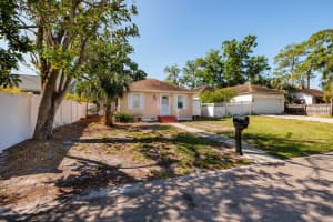 217 50TH TERRACE, ST PETERSBURG, FL 33703 - MLS#MFRTB8367881
