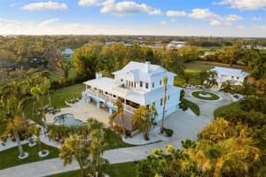 450 Bayshore Dr, TERRA CEIA