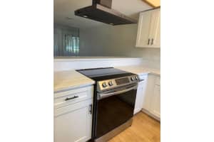 9209 SEMINOLE BOULEVARD, SEMINOLE, FL 33772 - MLS#MFRTB8367961