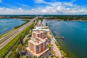 7430 SUNSHINE SKYWAY LANE, ST PETERSBURG, FL 33711 Sold 09/03/25