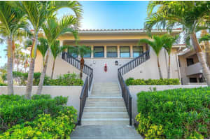 1801 MARINER DRIVE, TARPON SPRINGS, FL 34689 Sold 06/09/25