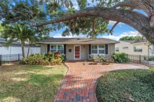 712 43rd Ave N, ST PETERSBURG