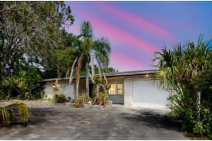 549 E CENTER ST, TARPON SPRINGS, FL 34689 Sold 05/30/25