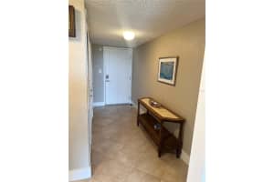 400 ISLAND WAY, CLEARWATER BEACH, FL 33767 - MLS#MFRTB8368404