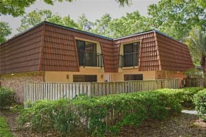 2725 14th Ct, PALM HARBOR