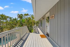 3901 POMPANO DRIVE, ST PETERSBURG, FL 33705 Sold 08/15/25
