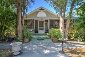 921 24th Ave N, ST PETERSBURG