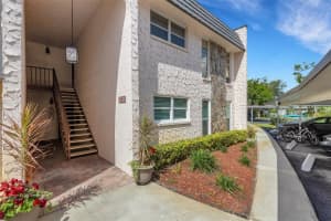 104 FERNWOOD CIRCLE, SEMINOLE, FL 33777 Sold 05/27/25