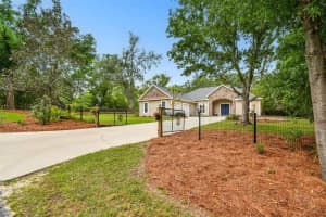 9801 PINE LEAF LANE, DADE CITY, FL 33525 Sold 06/20/25