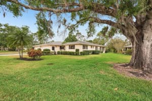7094 Fairway Bend Cir #7094, SARASOTA