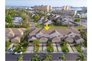11260 KAPOK GRAND CIRCLE, MADEIRA BEACH, FL 33708 Sold 09/10/25