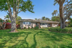 7909 GARDEN DRIVE, ST PETERSBURG, FL 33710 Sold 07/21/25