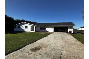 990 Keen Rd, FROSTPROOF