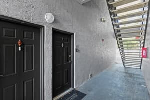 5024 SUNRIDGE PALMS DRIVE, TAMPA, FL 33617 Sold 05/19/25