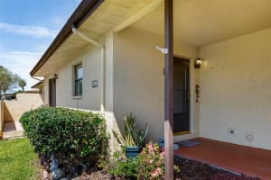 1216 9TH CIRCLE, LARGO, FL 33771 Sold 05/02/25