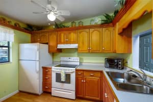 1216 9TH CIRCLE, LARGO, FL 33771 Sold 05/02/25