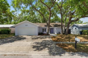 11368 93rd St, LARGO
