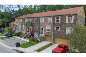4117 DAVENTRY LANE, PALM HARBOR, FL 34685 Sold 04/24/25