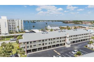 340 CAUSEWAY BOULEVARD, DUNEDIN, FL 34698 Sold 06/02/25