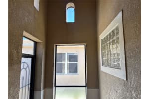 832 KING LEON WAY, SUN CITY CENTER, FL 33573 - MLS#MFRTB8369244