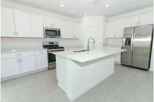 2407 SLIPPERY ROCK STREET, AUBURNDALE, FL 33823 Sold 08/06/25