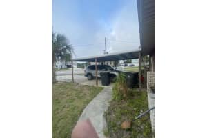 825 BLUE HERON BOULEVARD, RUSKIN, FL 33570 Sold 05/12/25