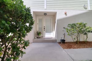 1353 CURLEW ROAD, DUNEDIN, FL 34698 Sold 08/07/25