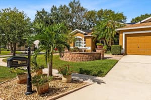 4508 COMPASS OAKS DRIVE, VALRICO, FL 33596 Sold 06/16/25