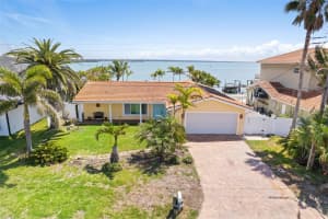 571 JOHNS PASS AVENUE, MADEIRA BEACH, FL 33708 Sold 07/02/25