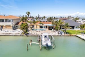 571 JOHNS PASS AVENUE, MADEIRA BEACH, FL 33708 Sold 07/02/25