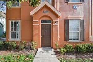 9740 LAKE CHASE ISLAND WAY, TAMPA, FL 33626 - MLS#MFRTB8369478