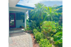 1345 EVERGREEN AVENUE, CLEARWATER, FL 33756 Sold 08/29/25